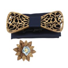 Coffret Volutes sculptées, marine. Noeud papillon en bois avec 2 accessoires. Tony & Paul