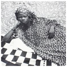 Carré 90 Seydou Keïta Sans titre 1956-57 MAK.128 Brochier Soieries 1890