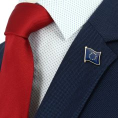 Pin's Drapeau Européen flottant - Europe Clj Charles Le Jeune 2