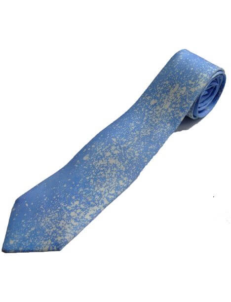 Cravate en soie, Pièce unique peinte à la main. Confectionnée à Paris. Bleue Soie libre