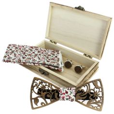 Coffret Fleurs 2D, Liberty rose, Noeud papillon en bois sculpté creusé, pochette et boutons de manchette Tony & Paul 2
