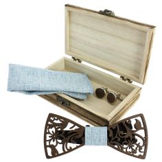 Coffret Fleurs 2D, Bleu Jeans, Noeud papillon en bois sculpté creusé, pochette et boutons de manchette Tony & Paul 2
