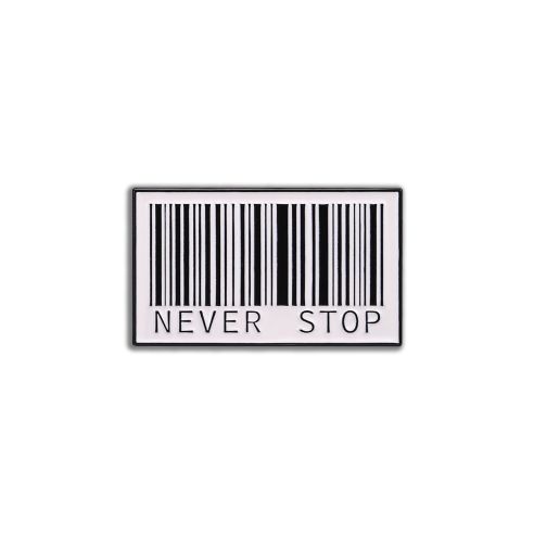 Pin's Never Stop - code barre EAN Clj Charles Le Jeune