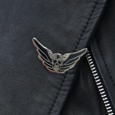 Pin's Tête de mort ailée, Biker Clj Charles Le Jeune 2