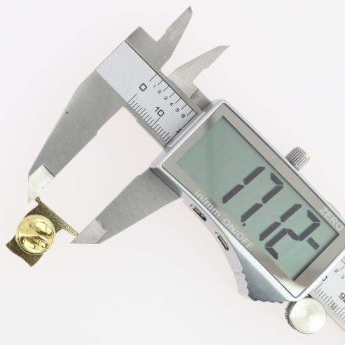 Pin's drapeau Royal, fleur de lys - Lys - Tony et Paul, Made in France à Saumur Tony & Paul