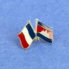 Pin's Drapeaux Jumelage France Cambodge - Franco-Cambodgien Clj Charles Le Jeune 2