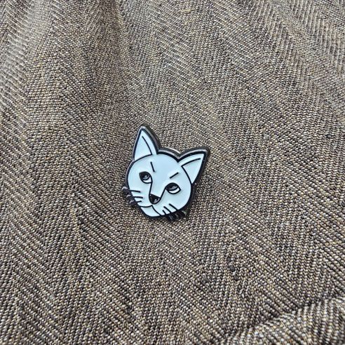 Pin's Chat espiègle