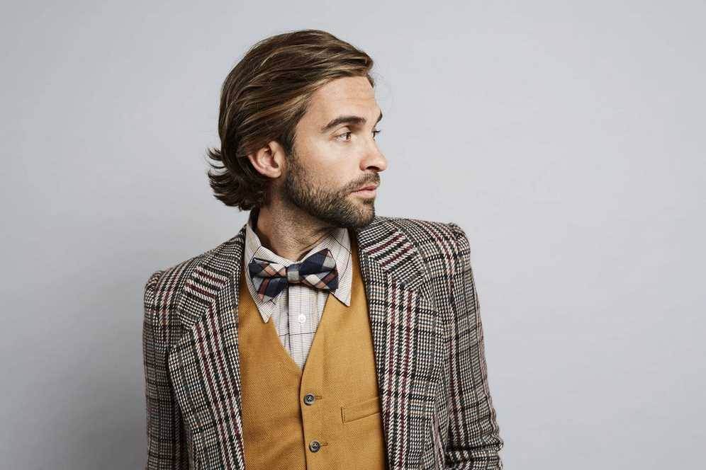 Accessoires Hommes : gilet, cravate, lavallière, noeud papillon, chemise