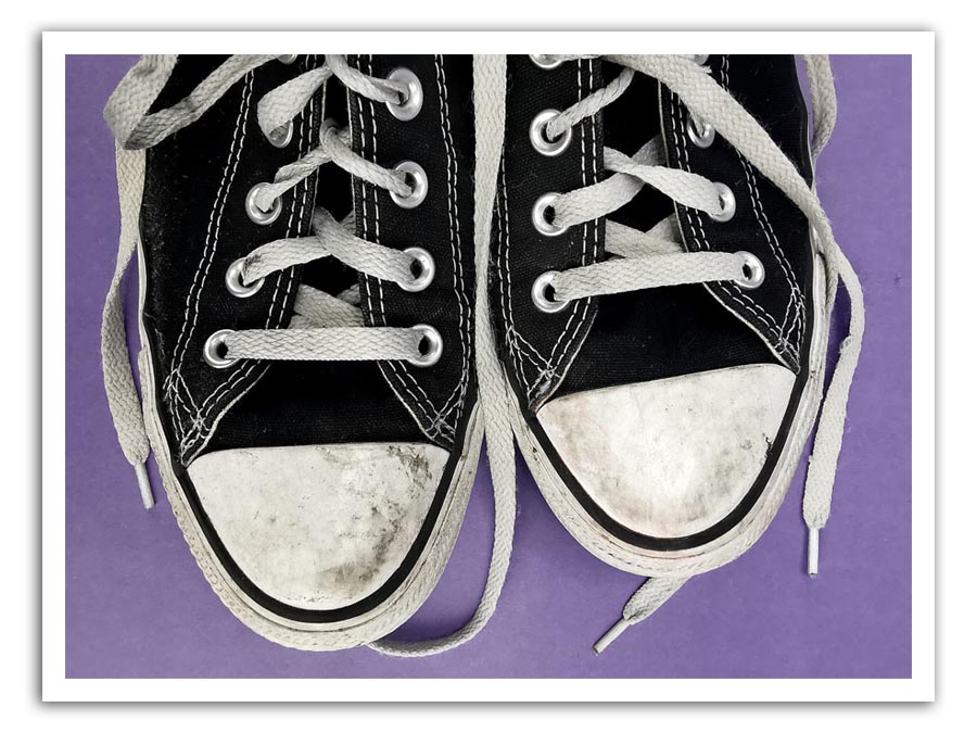 Comment nettoyer les chaussures blanches sans les abîmer et sans machine à  laver ?