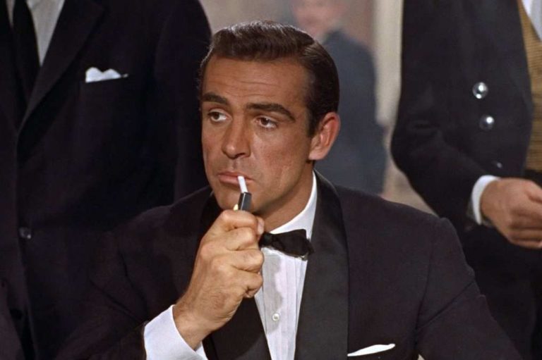Sean Connery cigarette