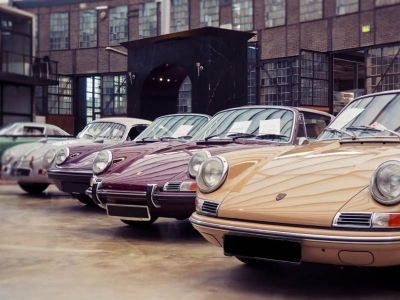 Porsche, l'histoire de la marque mythique. Mode, luxe et raffinement.