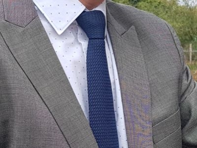 Cravate en grenadine de soie expliquée